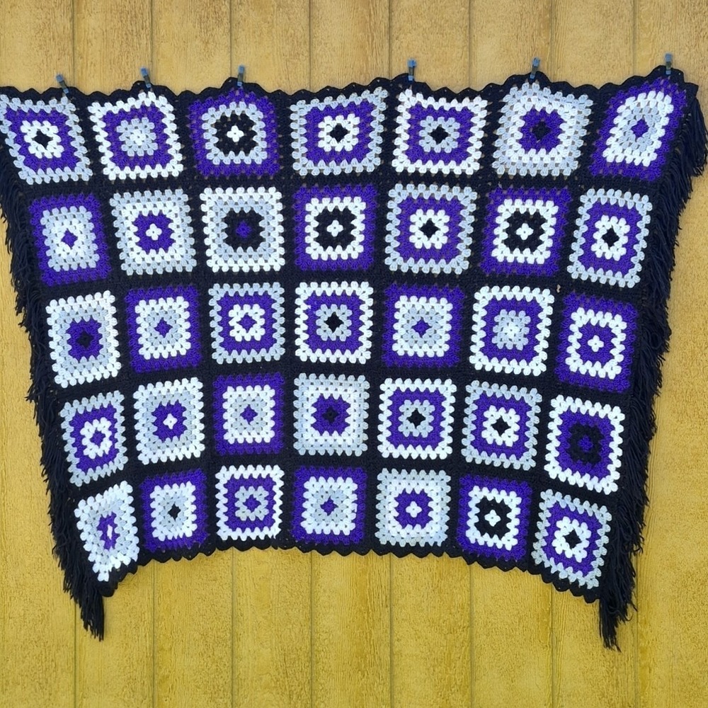 Handmade Crochet Throw Blanket Afghan Granny Square Purple 70x50in